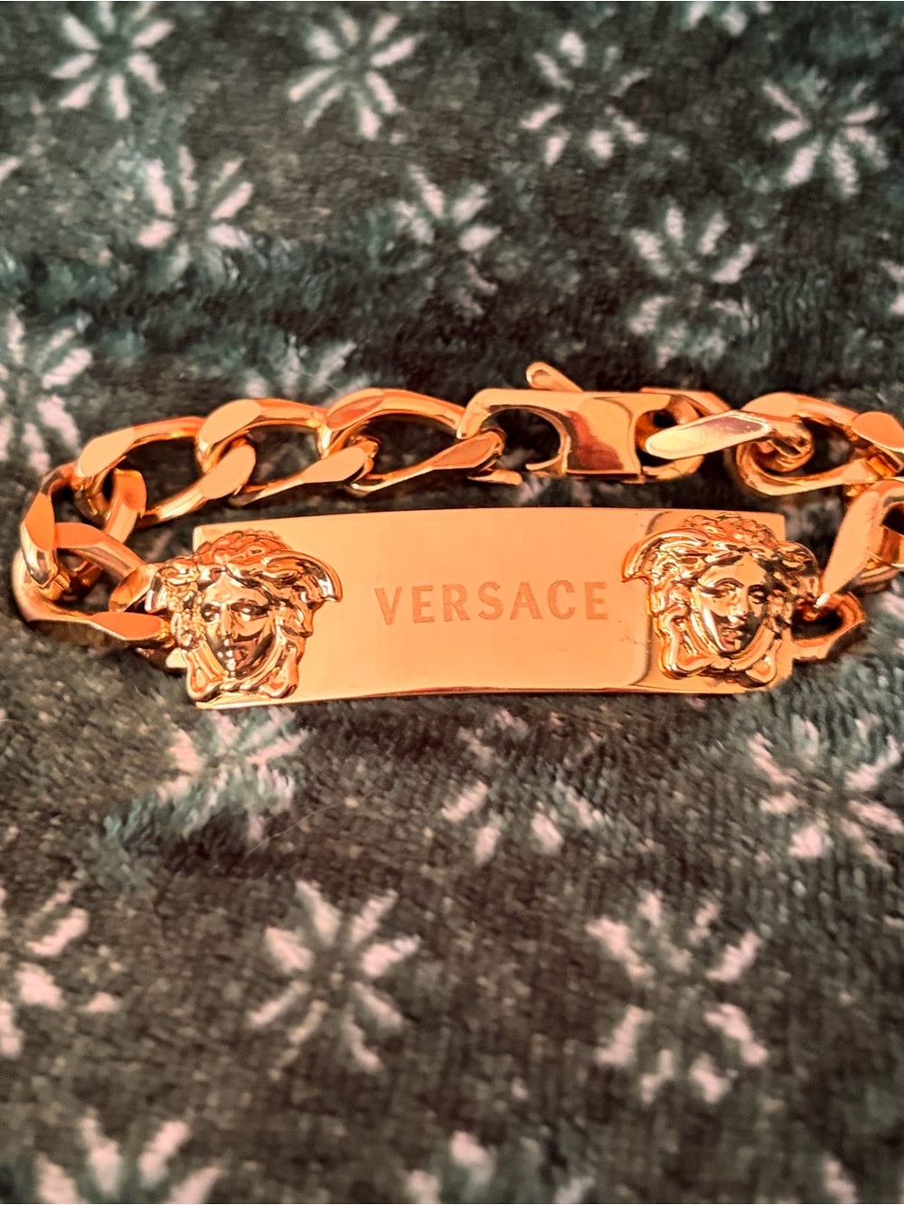 Versace Gold Medusa ID Plate Chain Bracelet - Men - Picture 6 of 7